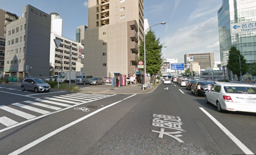 死亡事故が多発する信号のない丁字路交差点